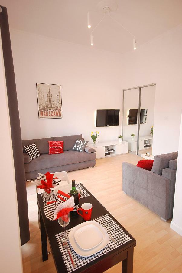 Nowy Apartament Wilcza Warsaw Exterior photo
